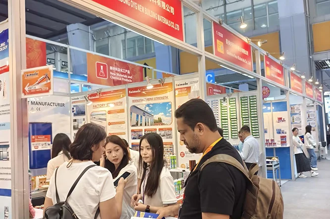 Shandong Ouyijia busca pedidos constantes no primeiro dia da Feira de Cant&atilde;o - Adesivo estrutural, selante de espuma e adesivo sem unhas SEIMEDA Compras seguras em massa de compradores estrangeiros
